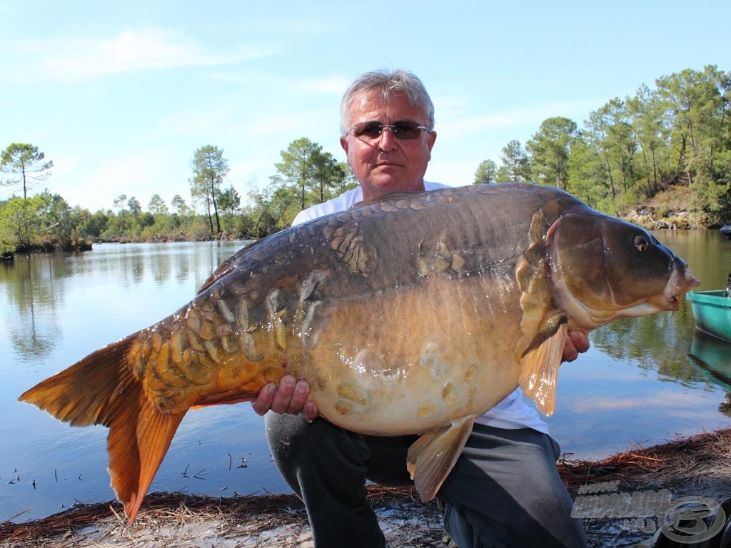 Laci bácsi egy 23,20 kg-os bokorlakóval…