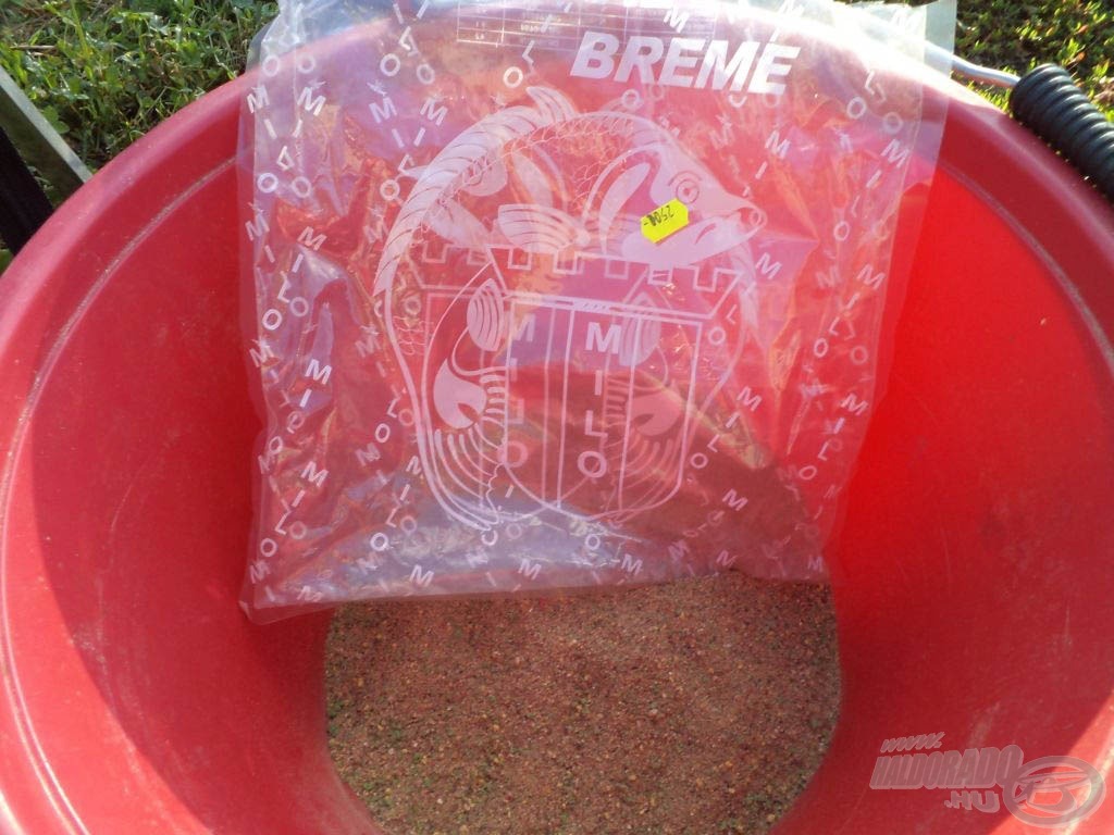 Az etetőanyagom 1,5 kg Milo Breme-ből és egy 0,5 kg Haldorádó Nagy Dévérből állt