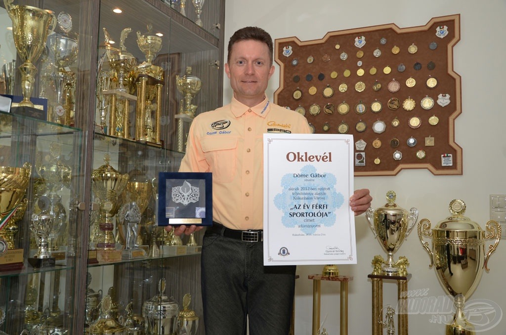 Szülővárosom, Kiskunhalas a 2012-ben nyújtott sportteljesítményem alapján az ÉV FÉRFI SPORTOLÓJA díjat adományozta nekem