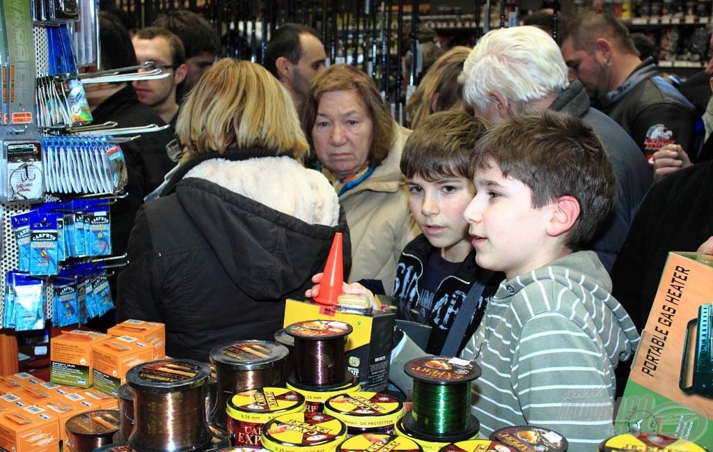 A fiatal generáció is bele mer ezek után vágni a bojligyúrásba