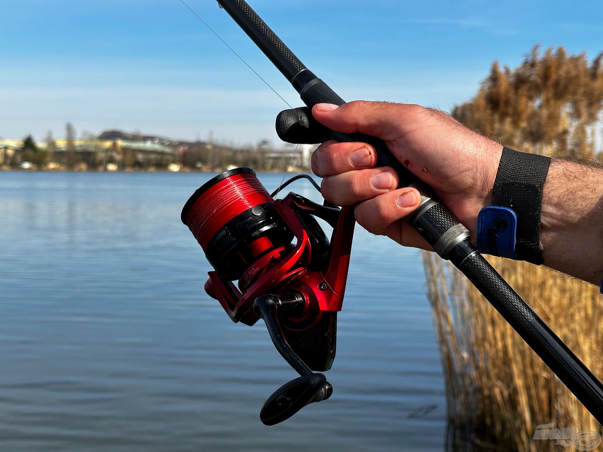 Orsó tekintetében a megújult TEAM FEEDER Long Cast Pro 6600 modellt javaslom