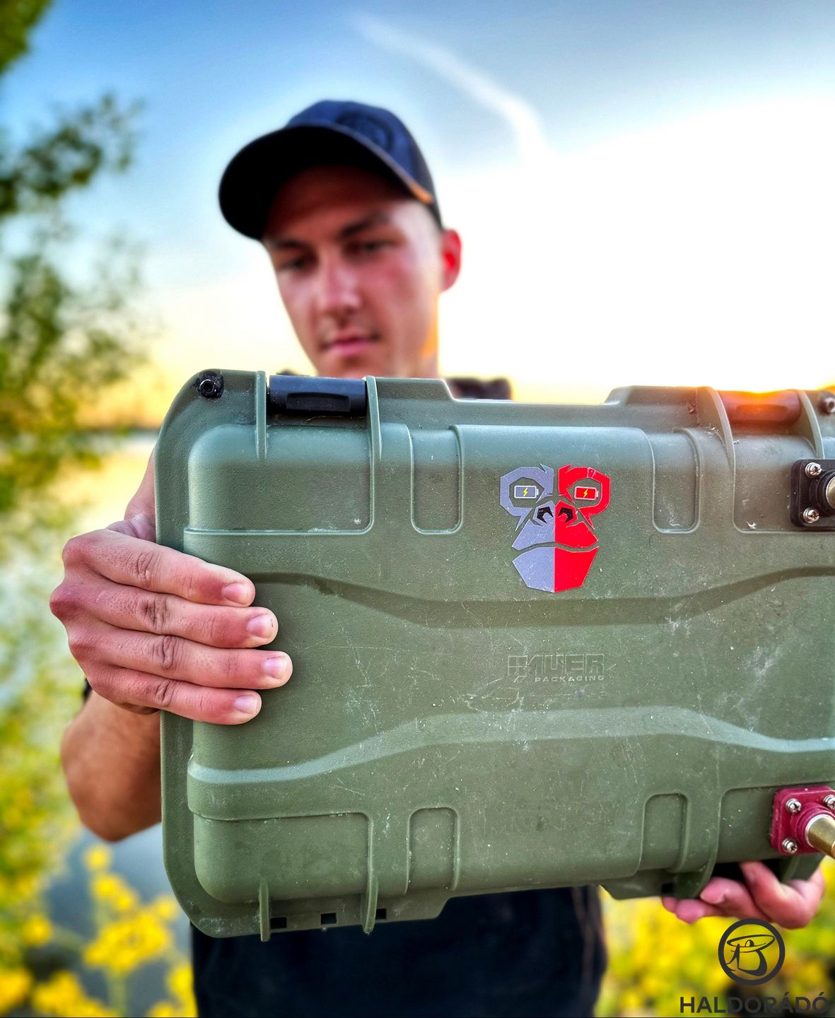 Bármerre is megyek az országban, ezek az akksik hű társaim