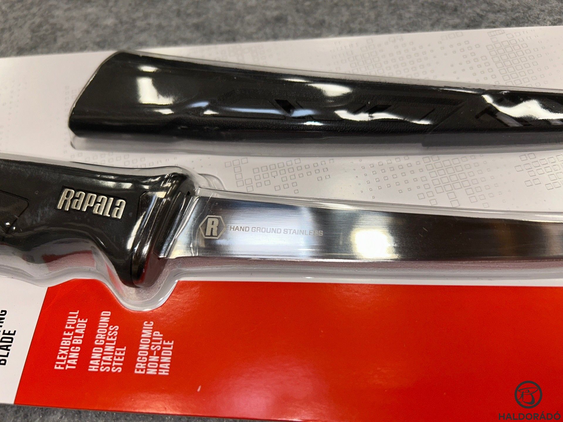 A Rapala filézőkések speciális, csúszásmentes nyéllel vannak ellátva