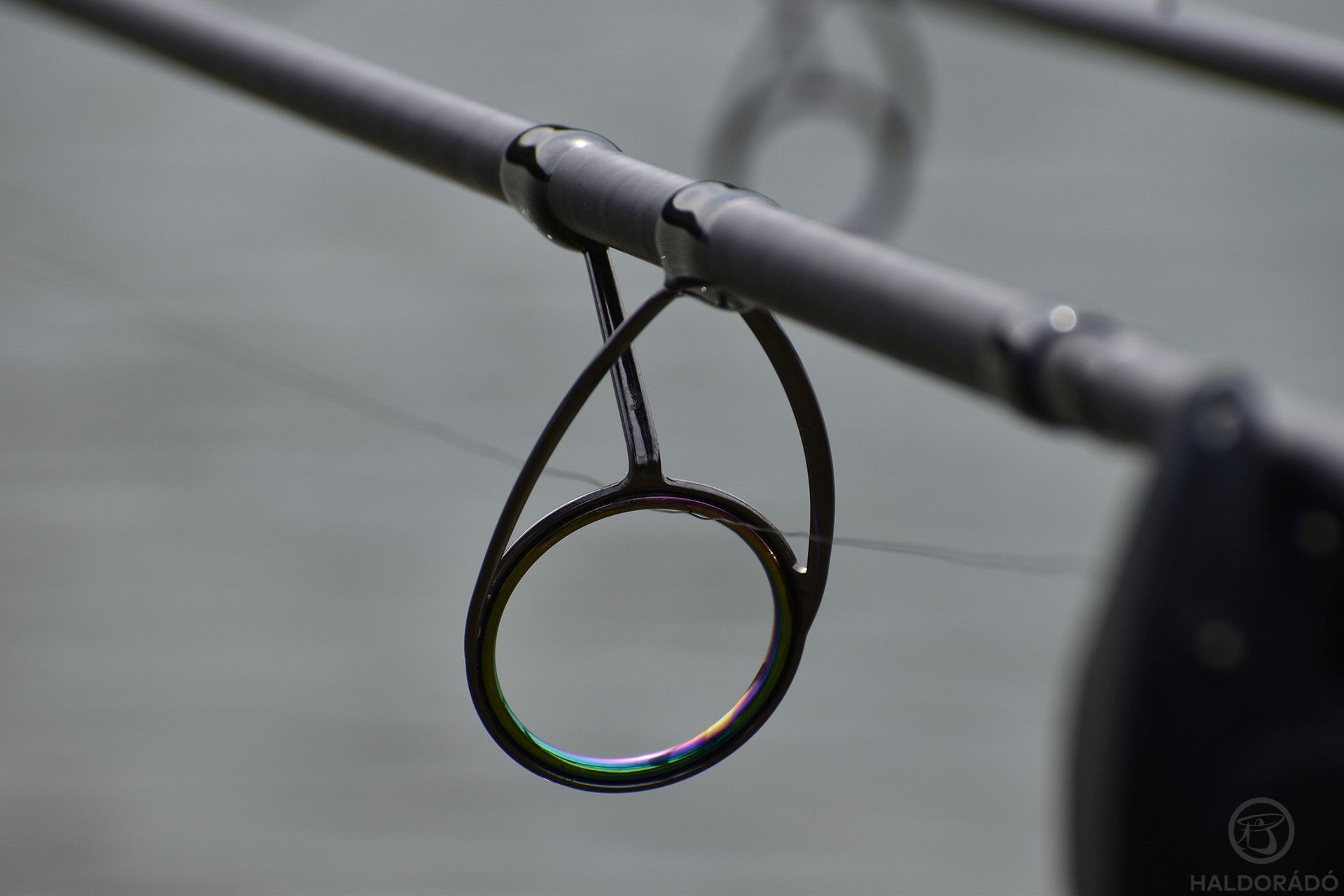 A nagyméretű gyűrűsor alapkellék egy távdobó botnál