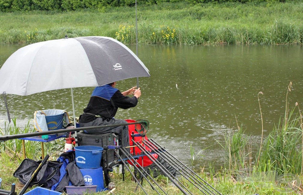 A gyors, pörgős apróhalazás rakóssal