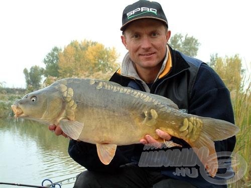 Carp Paradise tóból fogott nyurga testű tükörpontyom