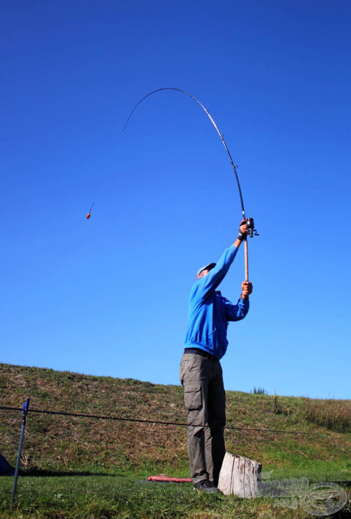 Az Altiva Carp Feeder 3,60-as változataival könnyen és pontosan megdobható a 60-70 méteres távolság