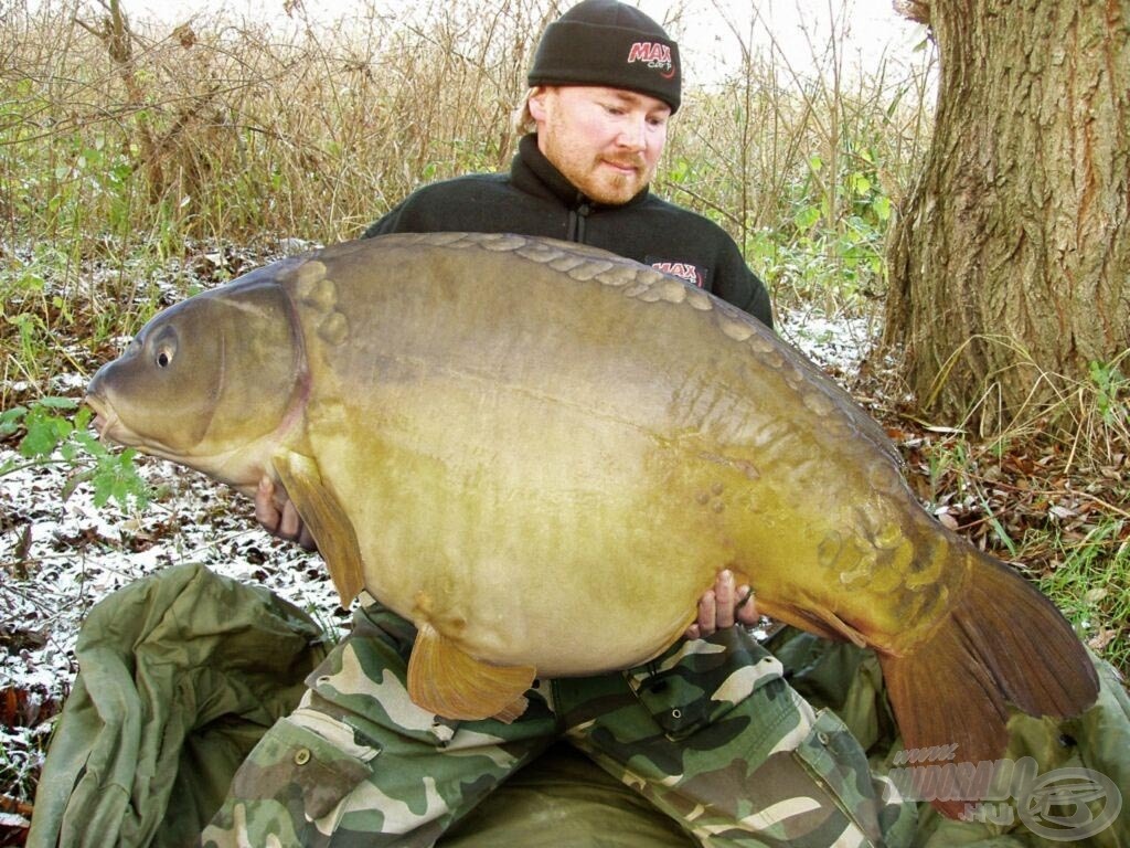 Álom vagy valóság egy ekkora ponty kifogása? Próbáld ki termékeinket és megtudod! Pavel Prevor pontya 29,7 kg!!!