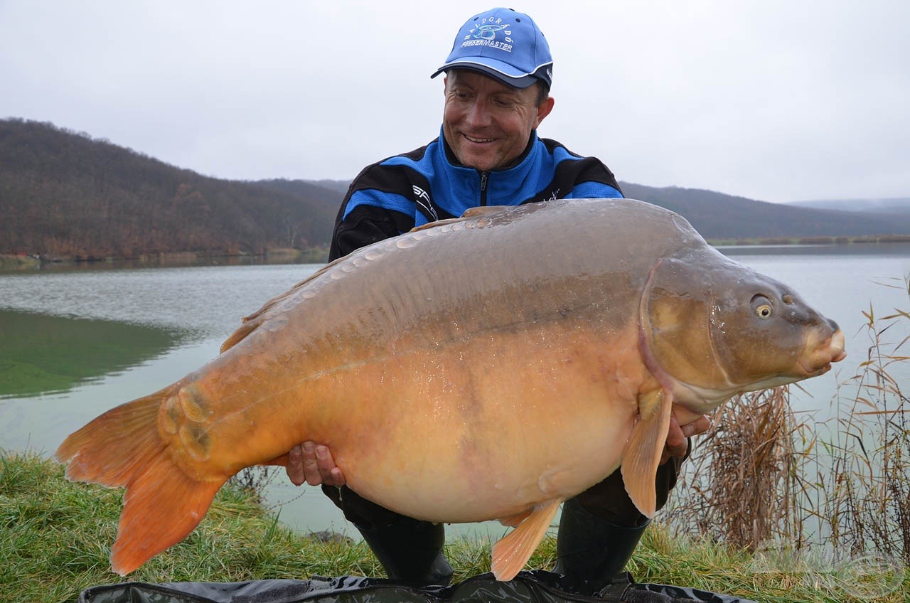 Személyes pontyrekordom: 28,66 kg. Még 'Big Boss' sem tudott az ízes, dipes falatnak ellenállni!