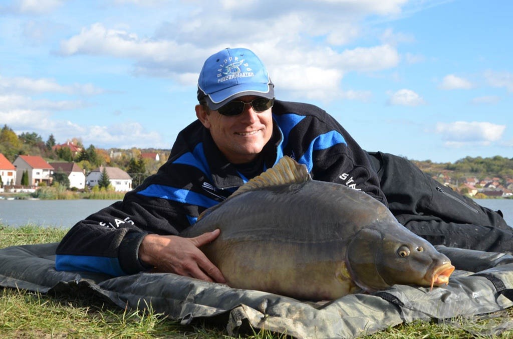 Ez a szép ponty 13,7 kg-ot nyomott