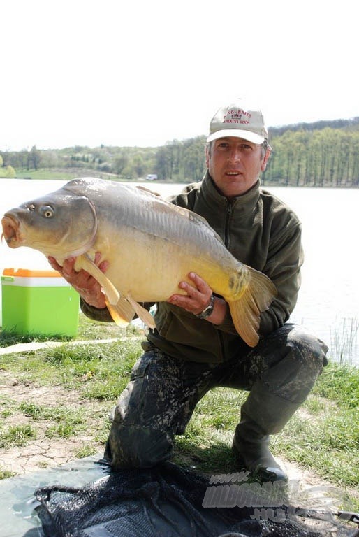 A tavaszi harsányi forduló a nagy halak jegyében telt el, Sisa József 14 kg feletti pontya volt a legnagyobb