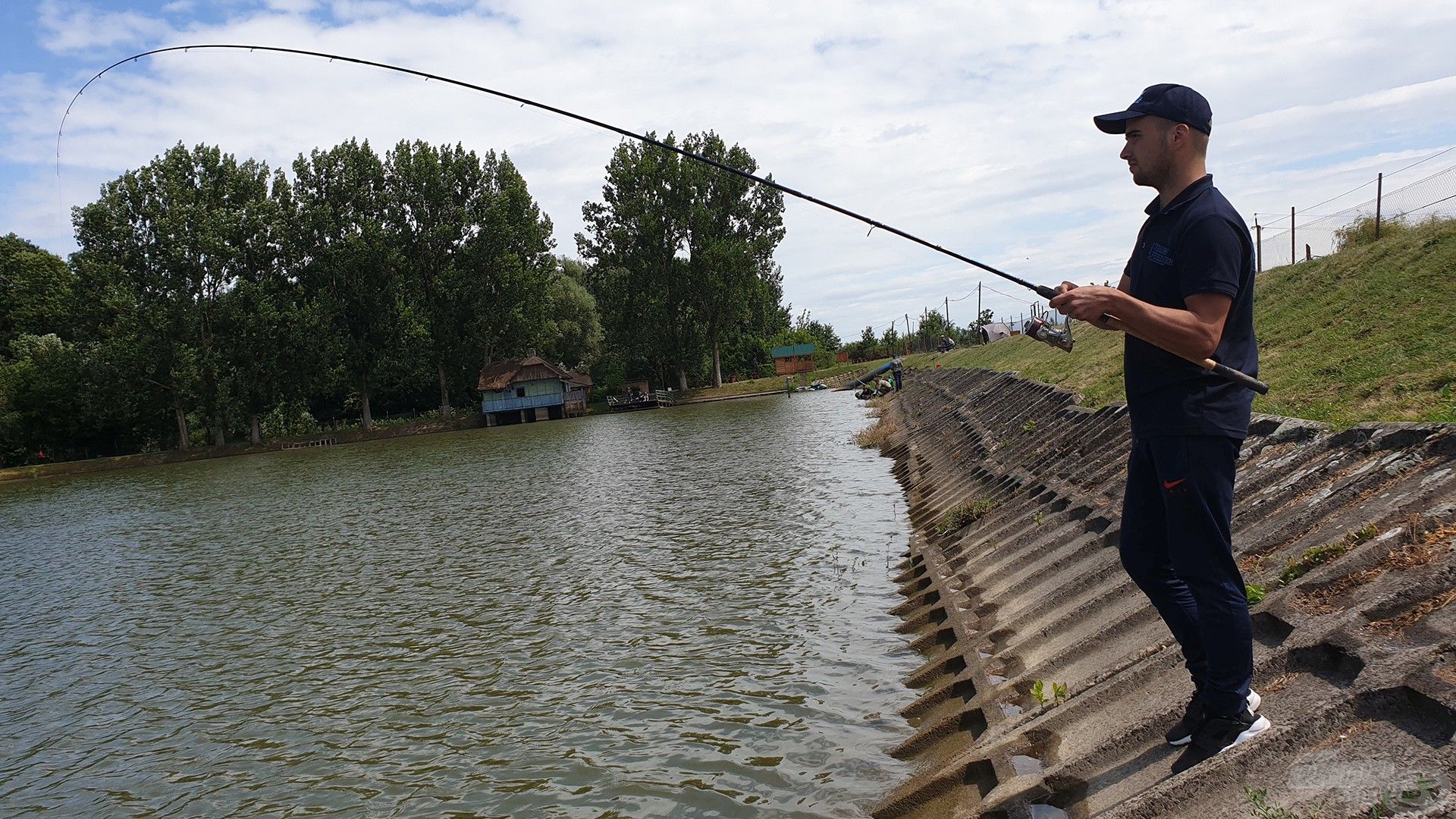 Egy élmény a fárasztás a Fine Carp botnak köszönhetően