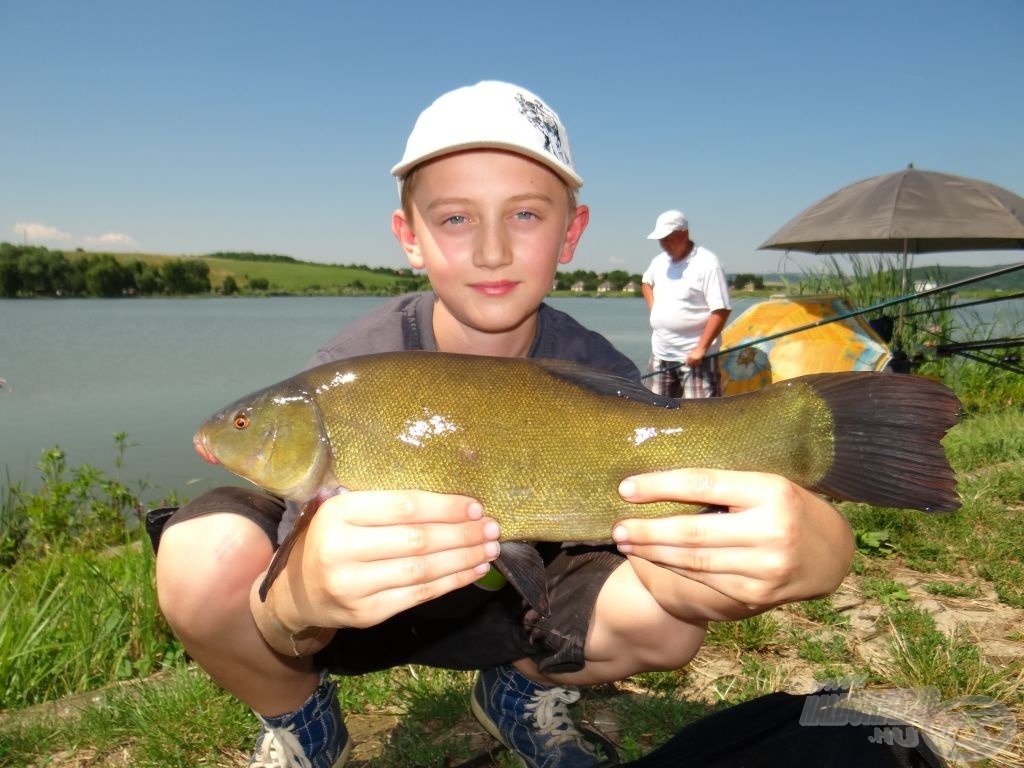 Igen, ráadásul a compó 1 kg felett