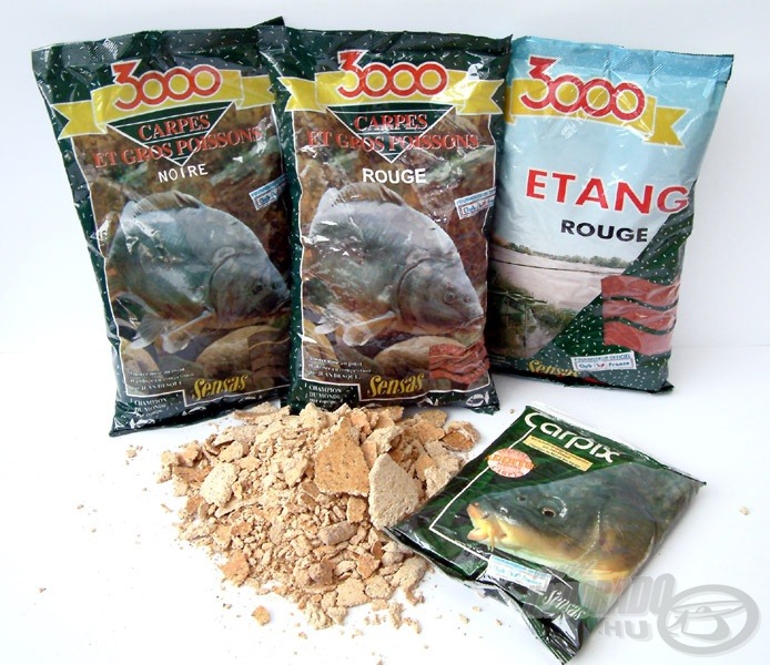 Pontynak: 1 kg Sensas Etang Rouge (rouge = piros), 1 kg Sensas Carpes Rouge, 1 kg Sensas Carpes Noire, 0,5 kg kukoricapogácsa, 1 csomag Sensas Carpix aromapor