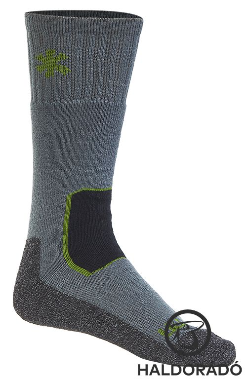 Remekül tartja a láb melegét, de jól elvezeti az izzadságot