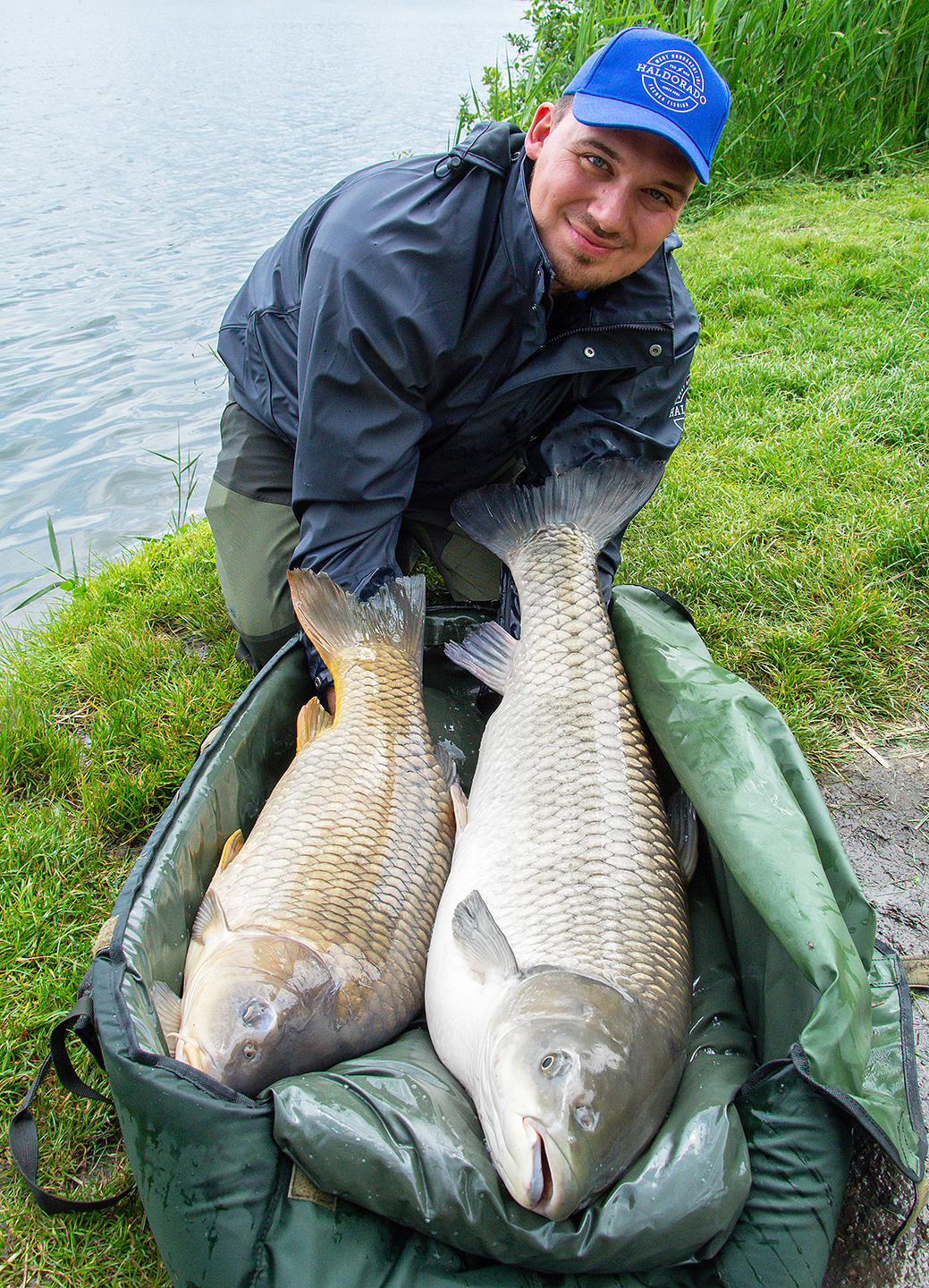 Fél órán belül két gyönyörű hal és közel 25 kg összsúly a matracon!