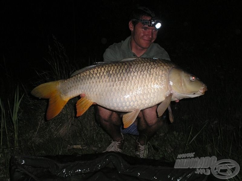 Az első éjszakai második darabosabb halam, súlya 10,90 kg