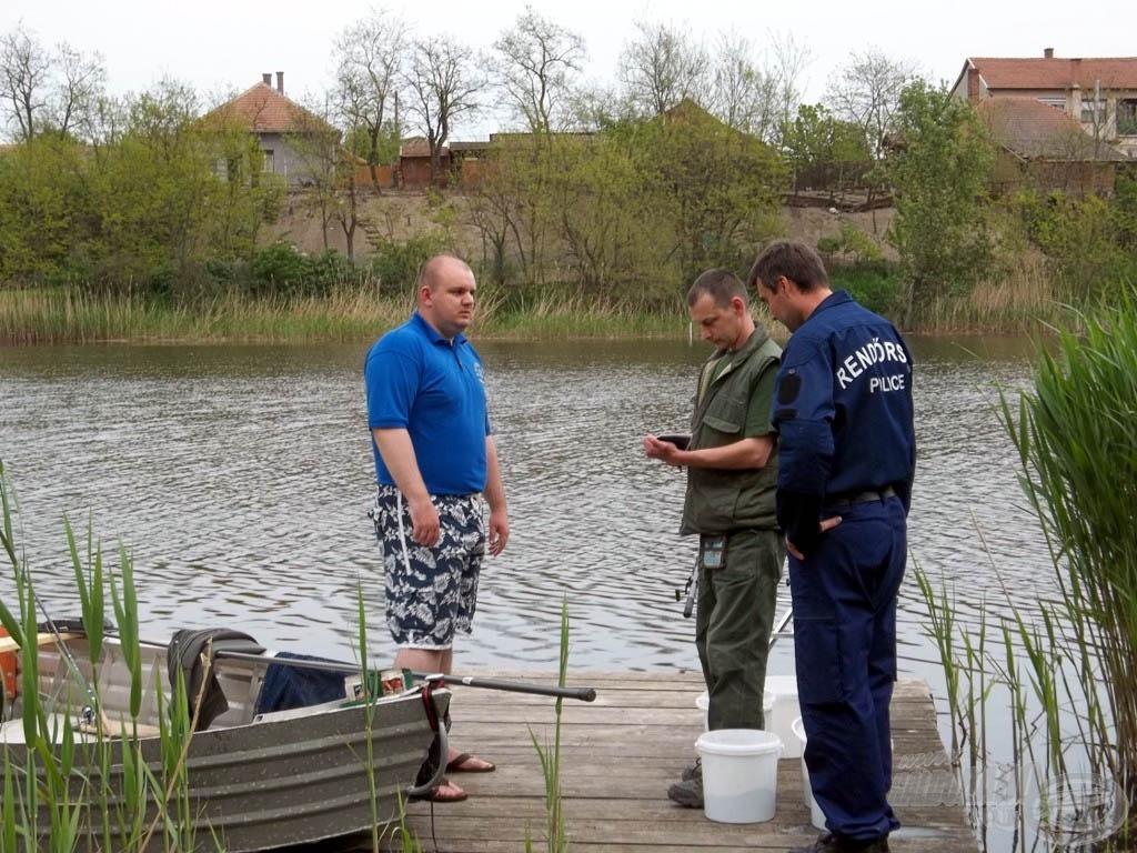 A (horgász)rend őrei „lefülelik” Baloot