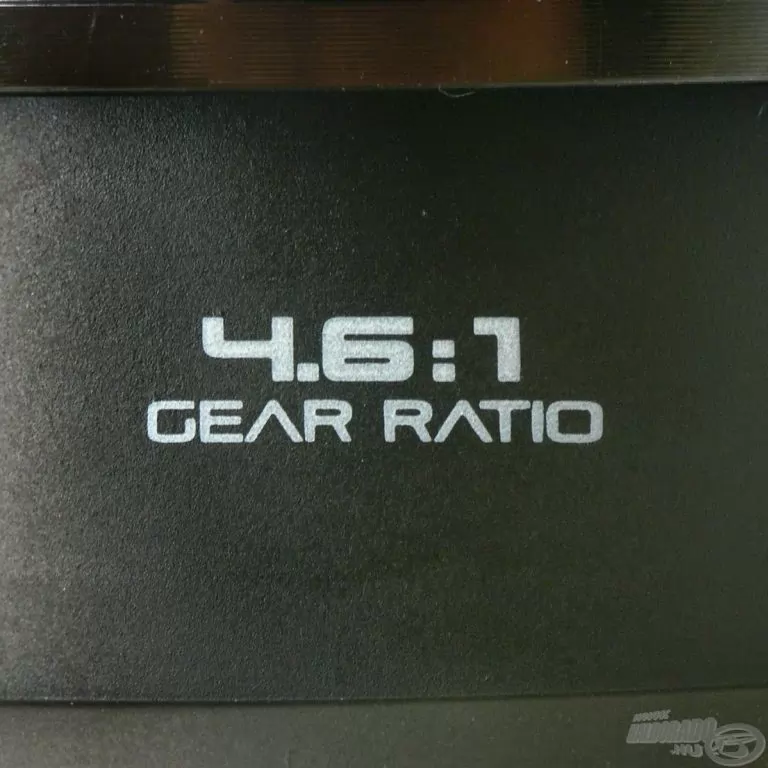 By Döme TEAM FEEDER Power Fighter Pro 5000 orsó páros + Sátorlámpa / 6