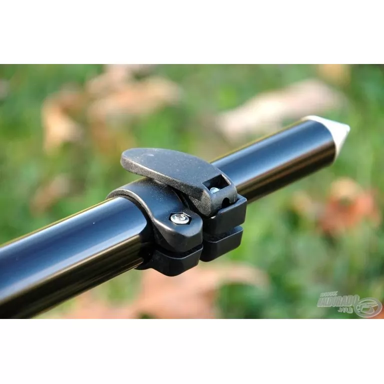 CARP ACADEMY Grizzly Rod Pod New / 3