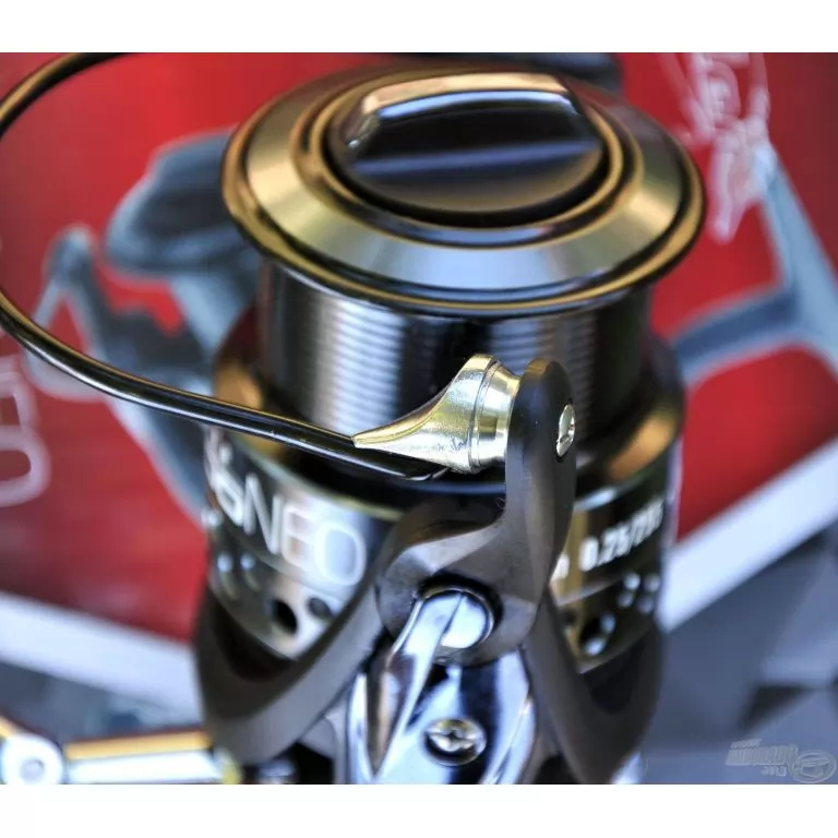 Carp Expert Neo Feeder 5000 / 4