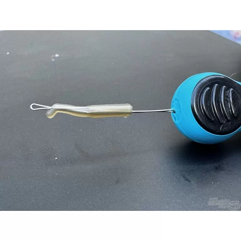 HALDORÁDÓ Hook Eye Threader - Zsinórbefűző, amely a legkisebb lyukakba is befér / 8