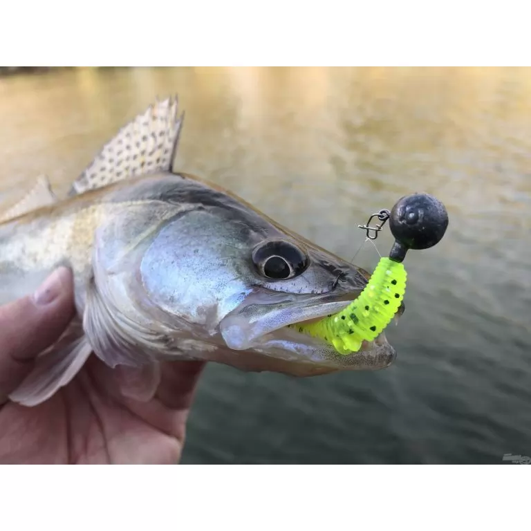 NEVIS Impulse Shad 7,5 cm - Neonzöld csillámos / 4