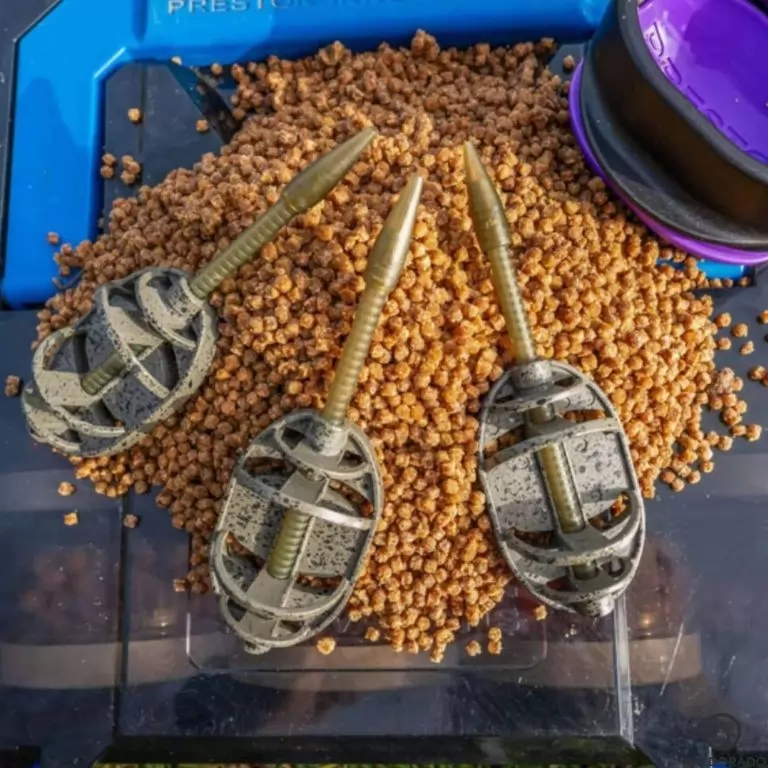 PRESTON ICS In-Line Dura Flat Method Feederkosár XXL 60 g / 3