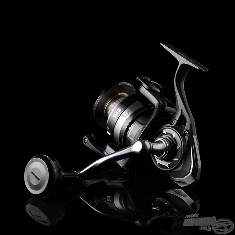 SAVAGE GEAR SGS8 10000 FD orsó  / 2